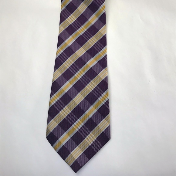 Giorgio Armani 100% designer luxury silk tie.  NWOT! - Picture 2 of 7